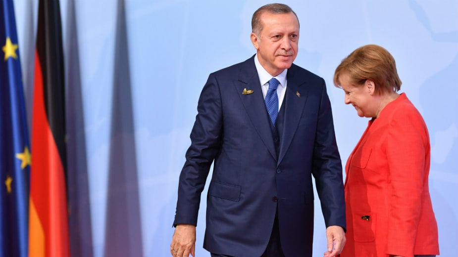 Zašto je Merkel spremna da spasi Erdogana 1