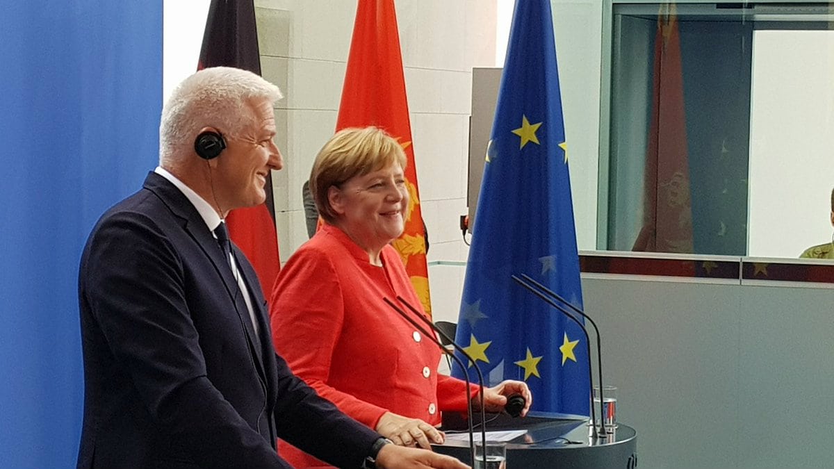 Marković i Merkel saglasni o granicama na Balkanu 1