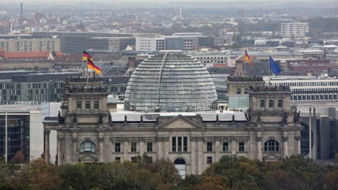Bundestag: Najava Amerike da će uvesti sankcije gasovodu „Severni tok 2“, je pretnja suverenitetu Nemačke 1