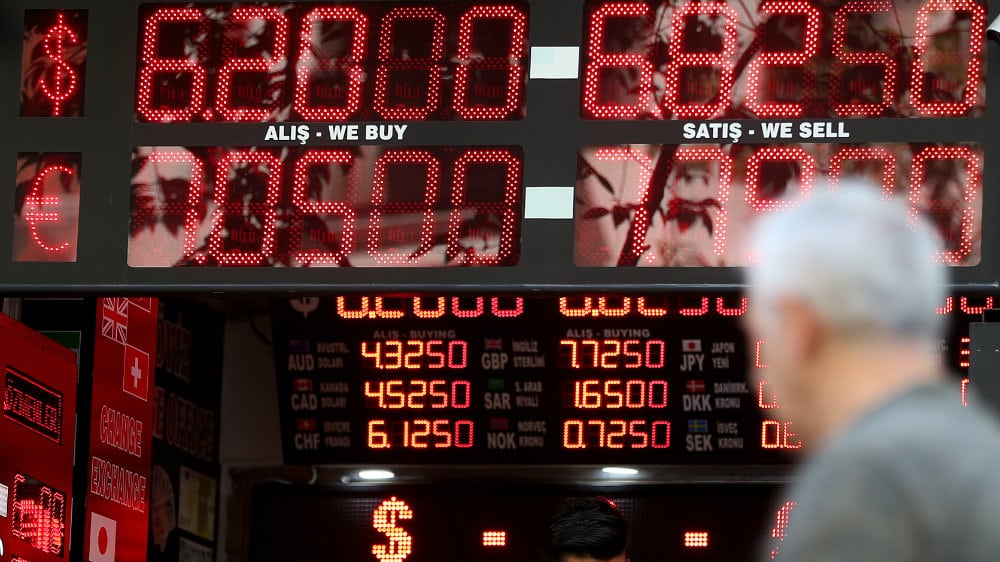 Kriza lire ne pogađa Srbiju 1