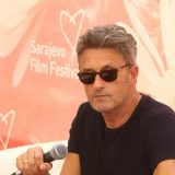 Po definiciji sam autsajder 3