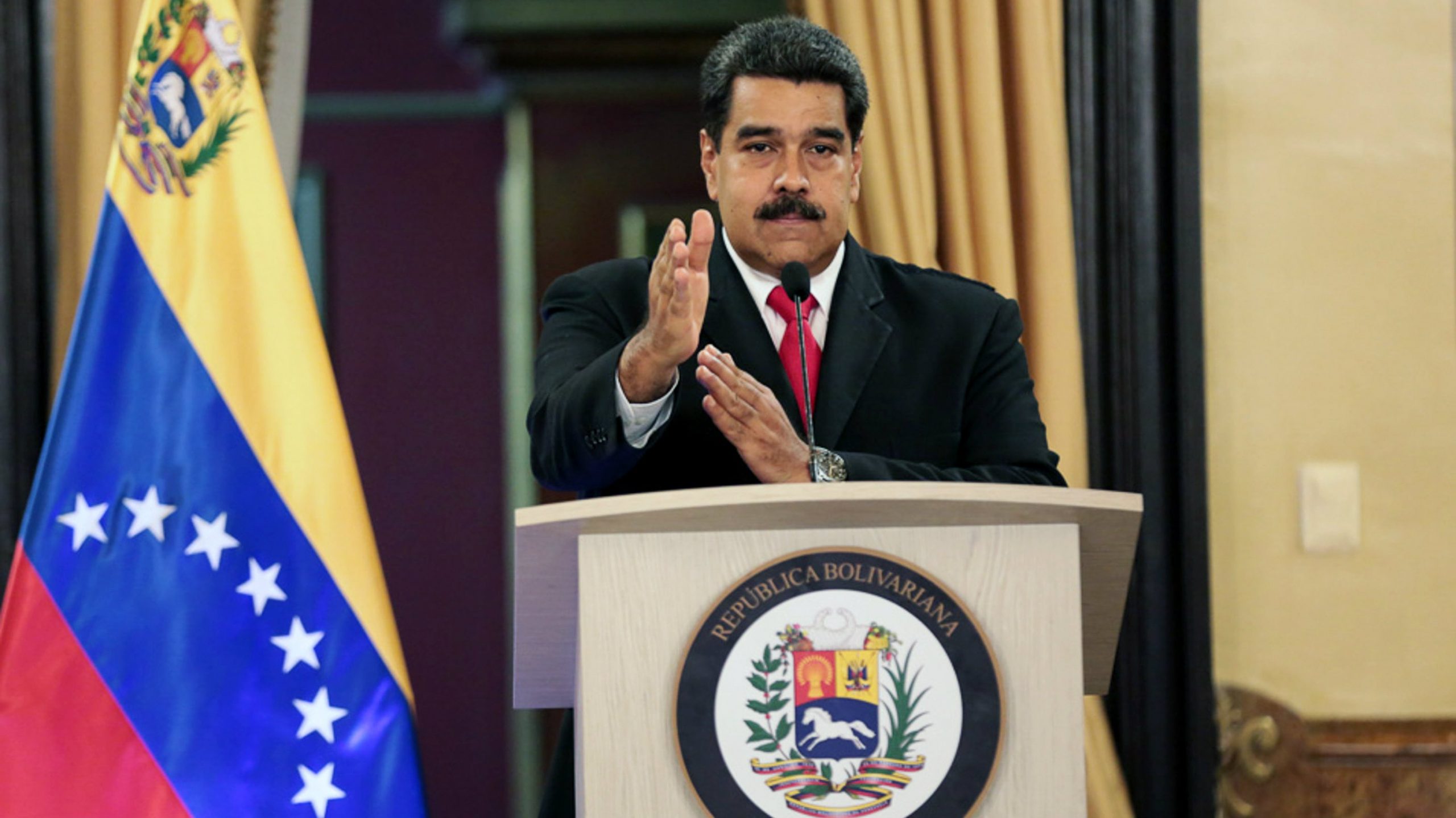 SAD uvele sankcije protiv pet saradnika bliskih predsedniku Venecuele 1