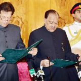 Kan preuzeo dužnost premijera Pakistana 12