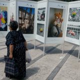 Izložba ''Ostavljena sećanja'' na trgu u centru Pirota 8
