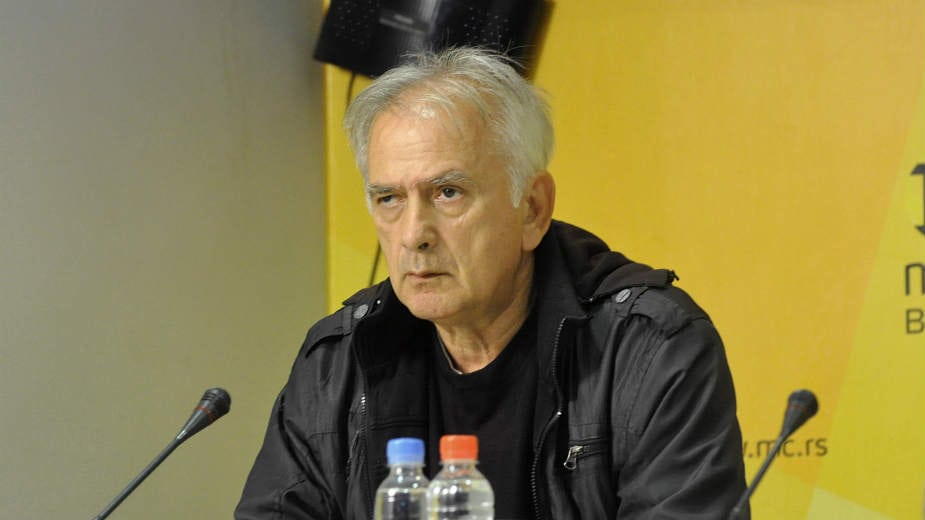 Marko Jakšić: Vučić dolazi da priča bajke 1