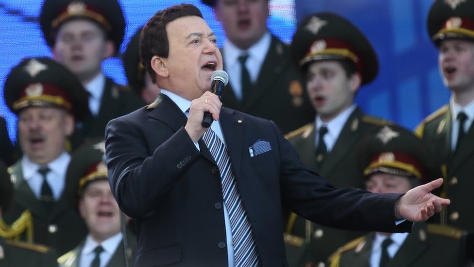 Rusija: Preminuo Jozef Kobzon, sovjetski Sinatra 1 Kobzon peva