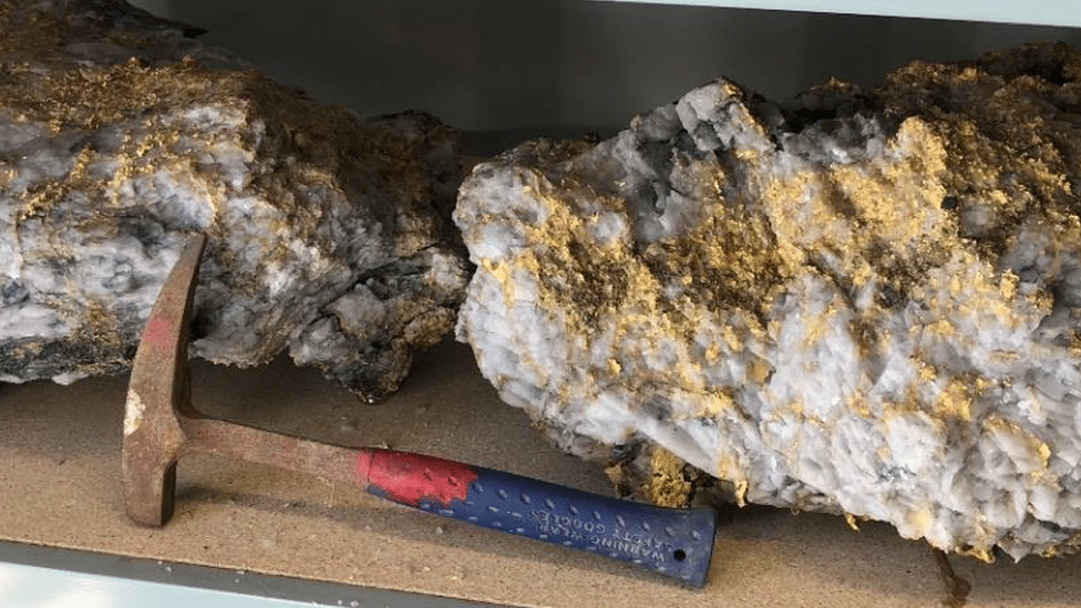 Zlatni grumeni pronađeni u rudniku u Australiji