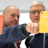 Novi ajfon: Nova slova u imenu i sat koji radi EKG 4