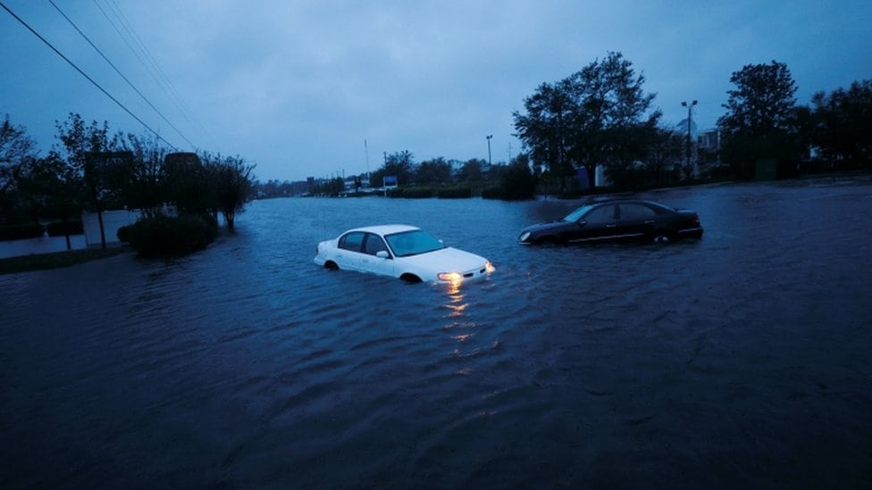 Poplava i automobili