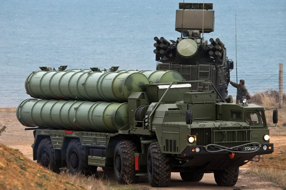 Sankcije SAD razbesnele Kinu 3 Ruski raketni sistem S-400 na Krimu