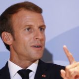 Makron prevazišao nepopularnost Olanda 9