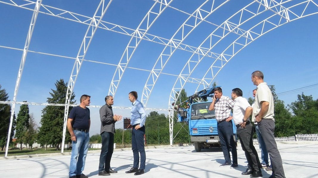 Veliki korak za učenike i sportiste 1 Veliki korak za učenike i sportiste 1