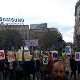 Protest "Mame su zakon": Bebe da se rađaju a sićom nas gađaju" (Video) 2