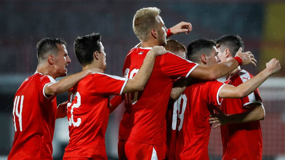 Zašto fudbaleri uspehe iz mlađih kategorija ne ponove u "A" selekciji 1