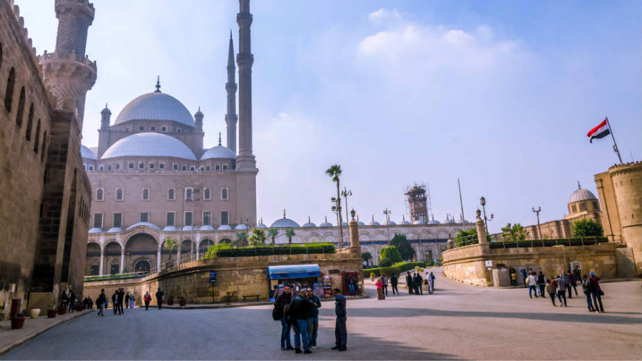 Kairo: Svi nešto rade 1