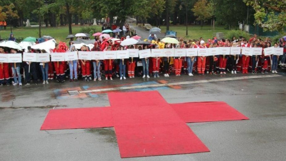 Crveni krst Srbije u svoj rad uključuje oko 60.000 volontera 1