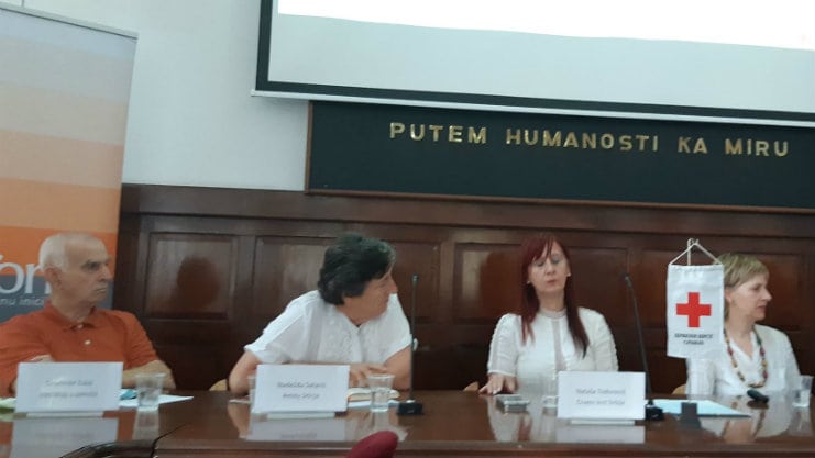 Trećina starih ljudi u Srbiji ima samo jedan par cipela 1