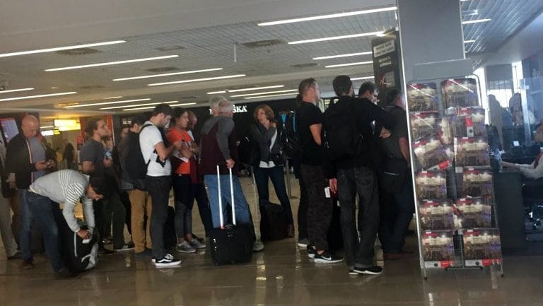 Aerodrom "Nikola Tesla" otvoren za poletanja i sletanja (FOTO) 1 Aerodrom "Nikola Tesla" otvoren za poletanja i sletanja (FOTO) 1