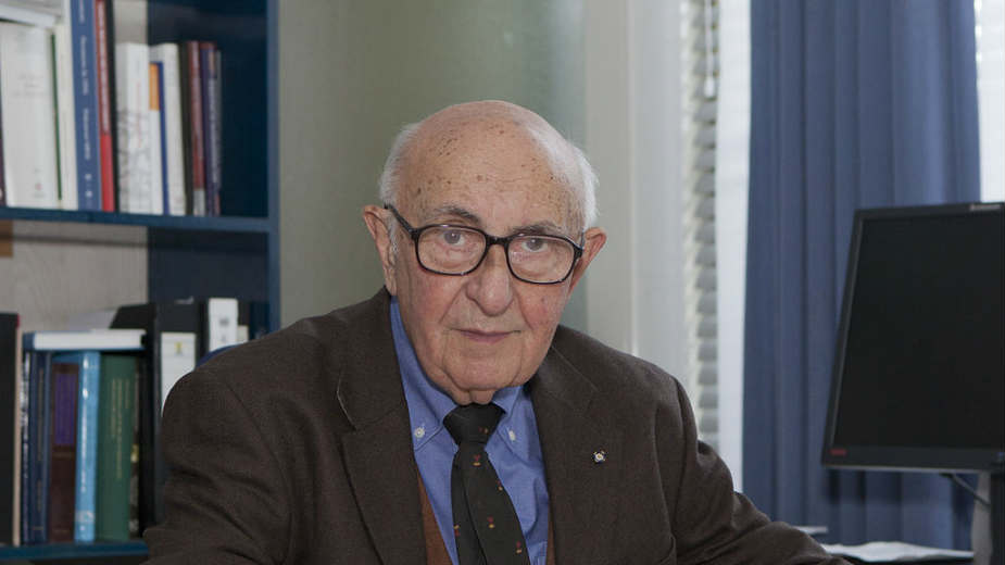 Sudija Teodor Meron izuzeo se iz odluke o Mladićevom veću 1