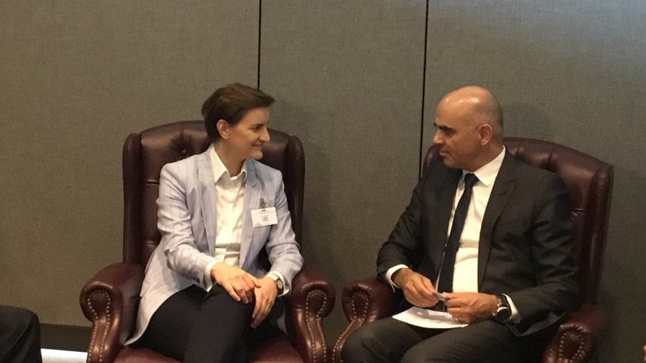 Brnabić: Rešavanje pitanja Kosova i Metohije važno za budućnost Srbije 1