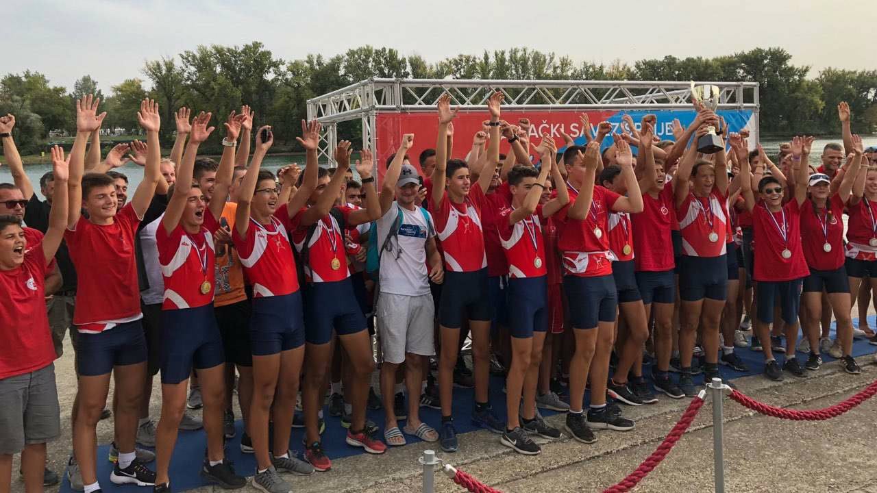Crvena zvezda ekipni šampion Srbije u veslanju 1