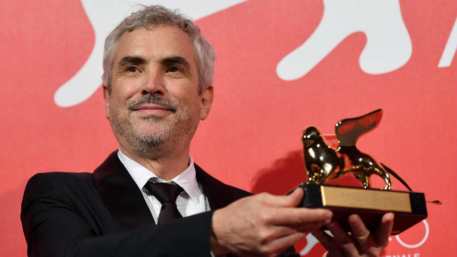 Alfonso Kuaron: Lav za štrebera 1