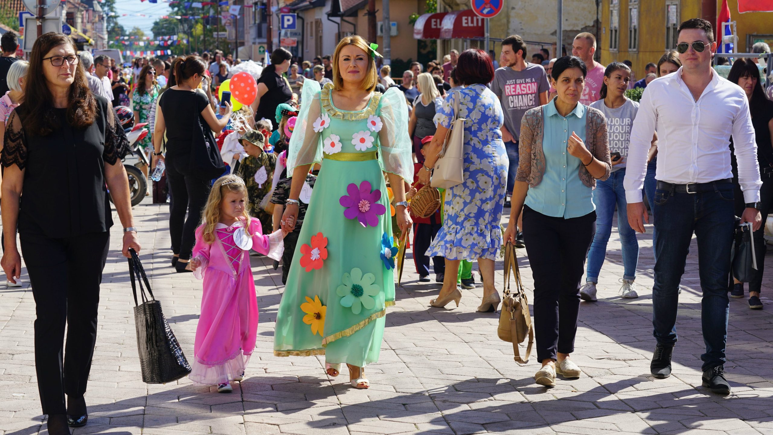 Defileom najmlađih u Aleksandrovcu otvorena 55. Župska berba 1