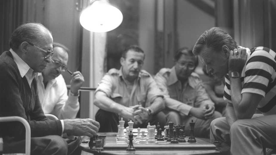 Pregovori u stilu "Mauvijine dlake" 1