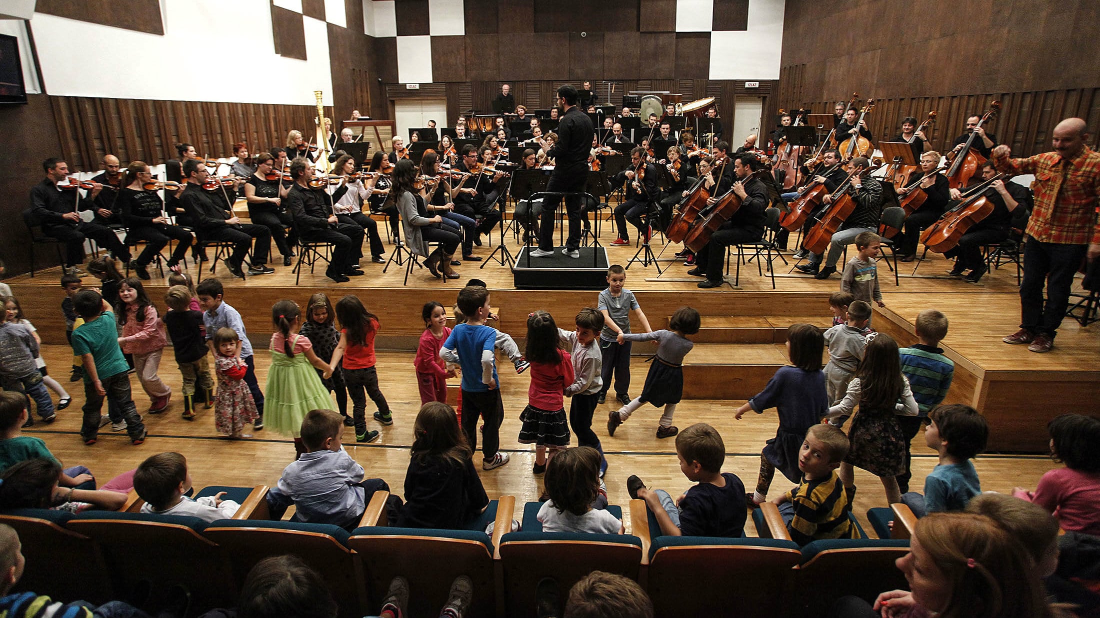 Umesto jednog, Filharmonija priređuje četiri koncerta za bebe 1