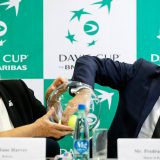 Prvi na teren izlaze Laslo i Ramkumar 13