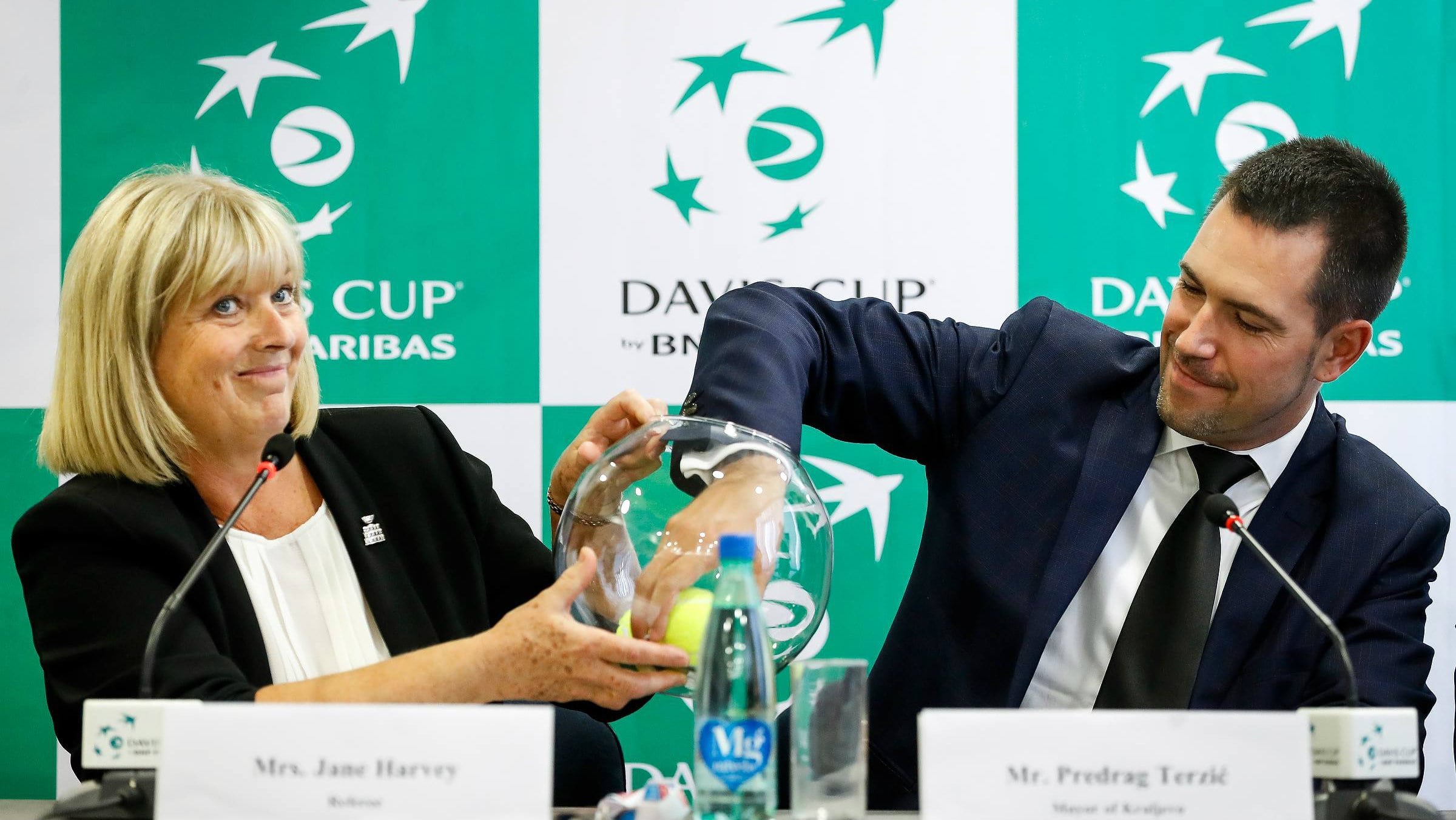 Prvi na teren izlaze Laslo i Ramkumar 1