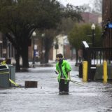 Uragan Florens već odneo pet života, među njima majka sa bebom 9