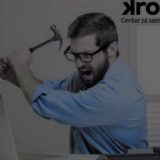 Javno čitanje hejt komentara i mejlova 1