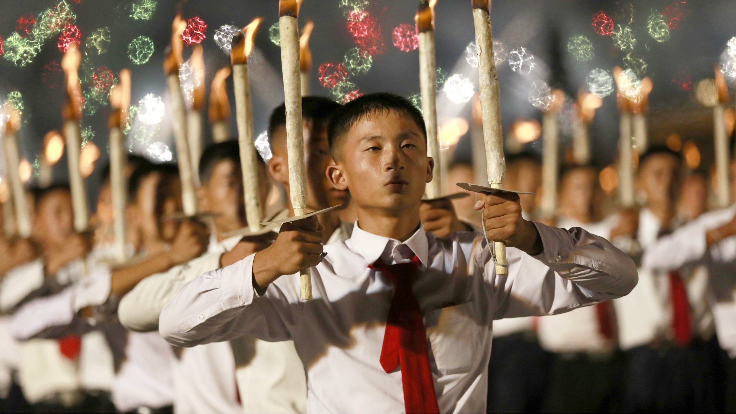 Kimov miroljubivi spektakl 1