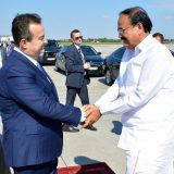 Dačić i Nedimović ispratili Naidua 13