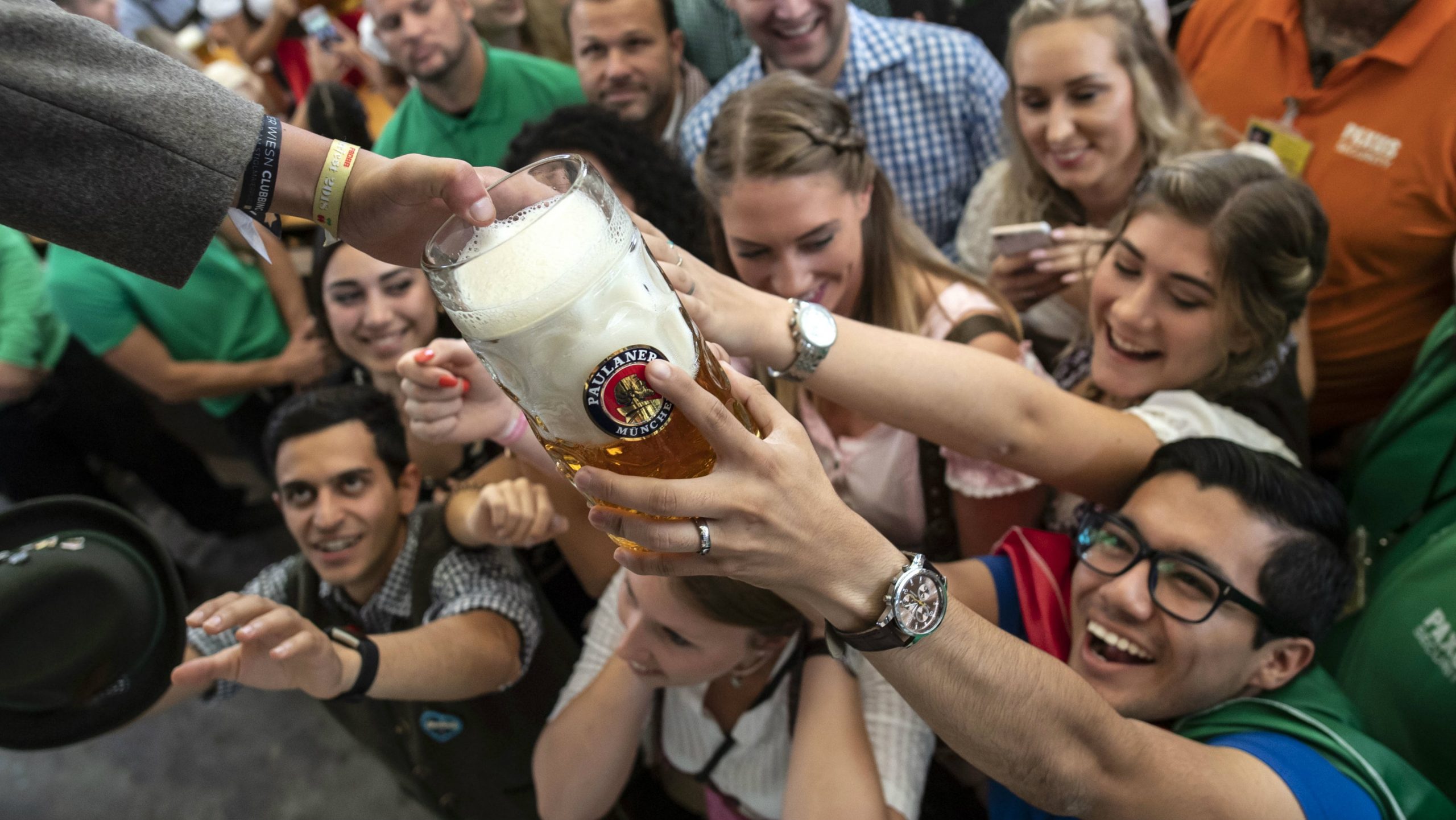 U Minhenu počeo Oktoberfest (FOTO) 1