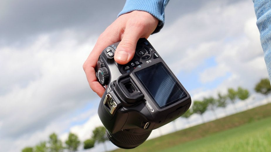 Udaljen fotoreporter sa konferecije Erdogana i Merkelove 1