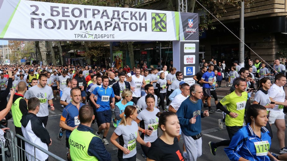 Pobednica polumaratona Biljana Cvijanović 1