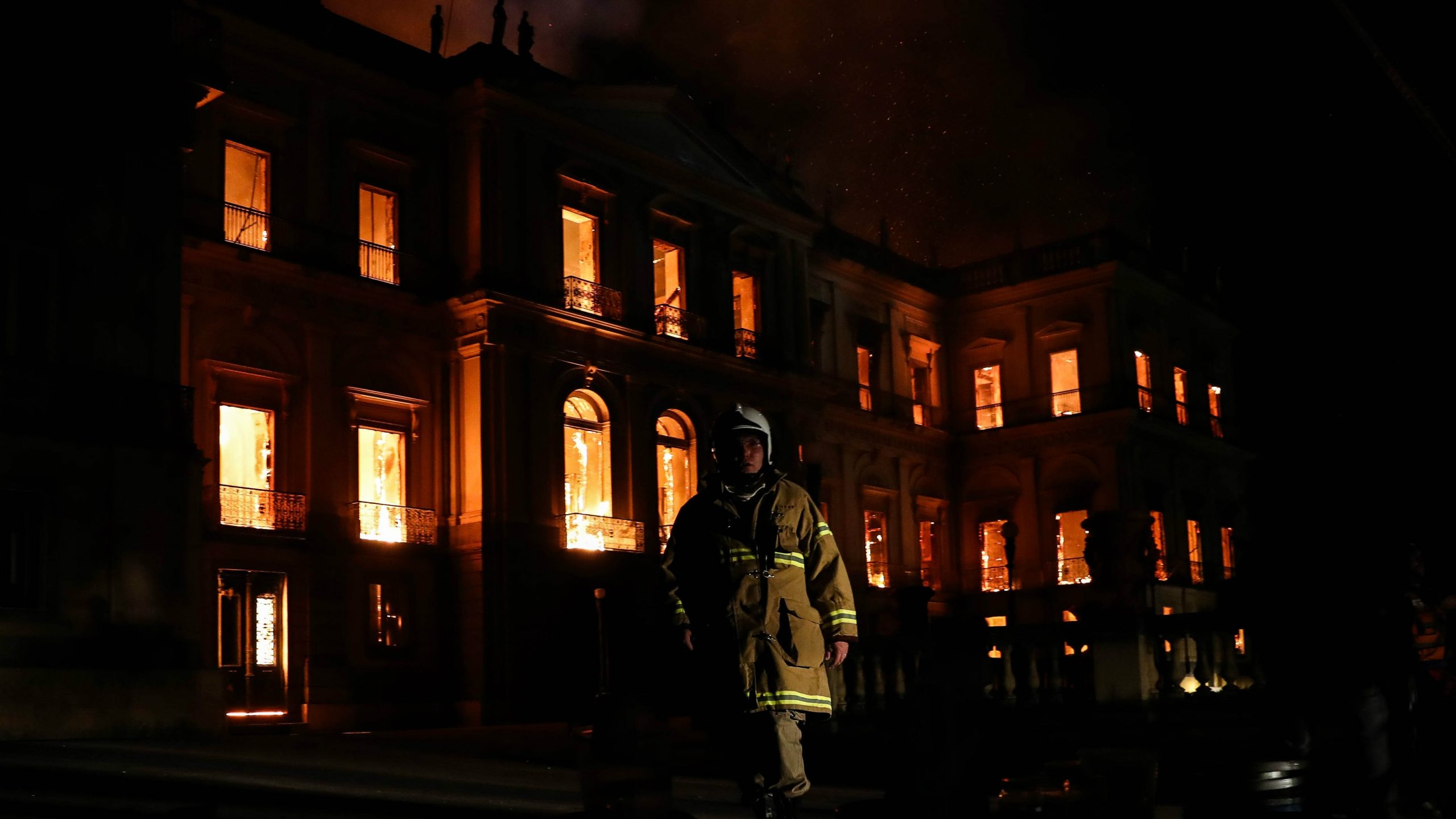Požar u jednom od najstarijih muzeja u Brazilu (VIDEO) 1