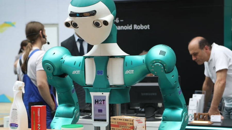 Roboti novinari – revolucija ili kraj novinarstva? 1