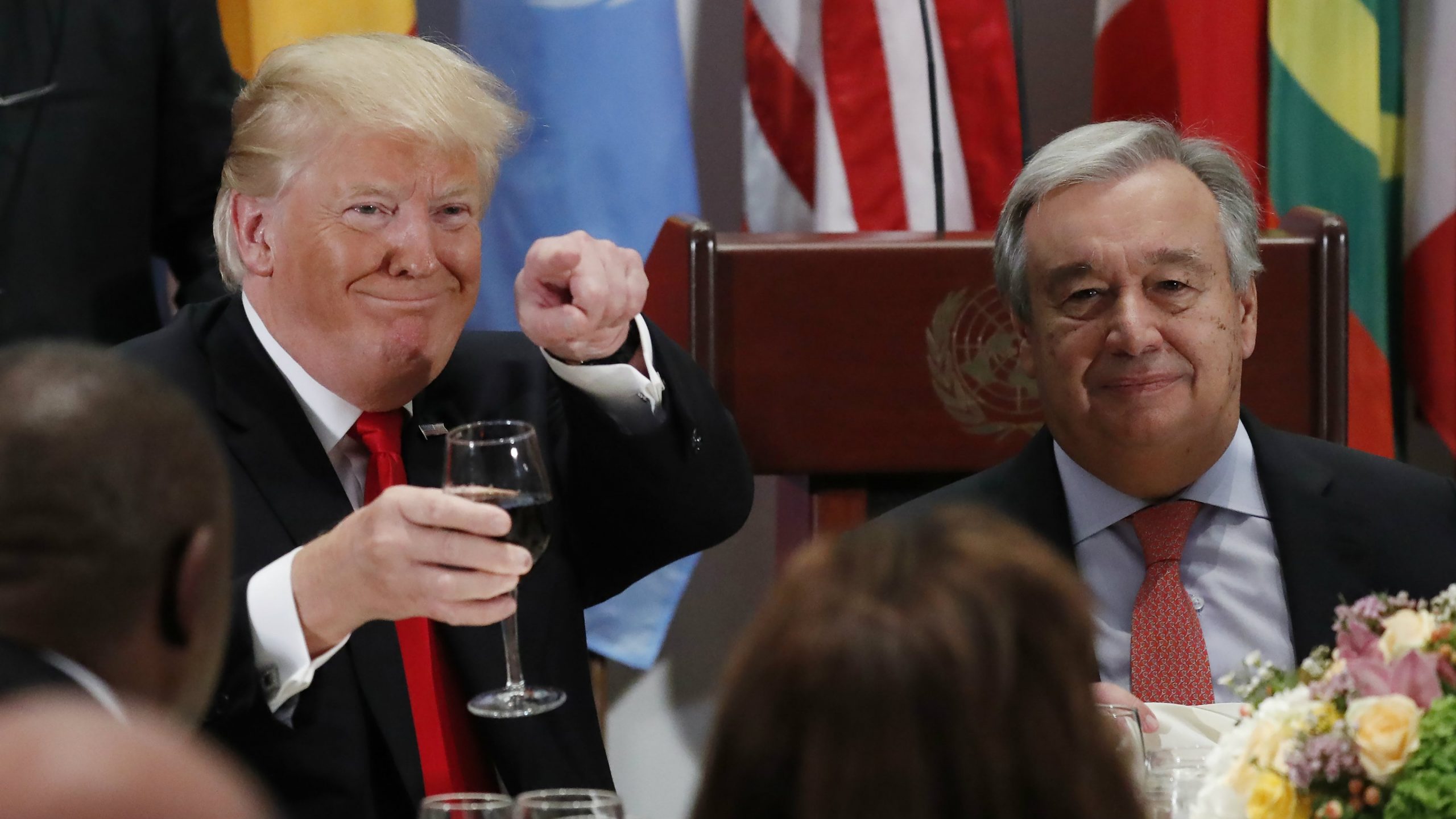 Posle ismevanja Trampa Bolton Iranu zapretio "paklom" 1