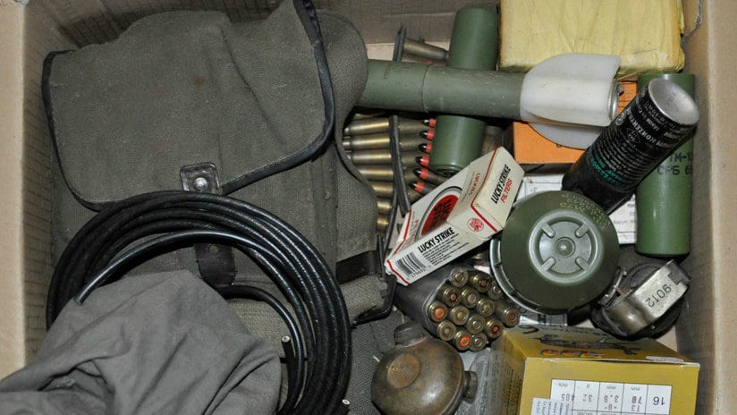 MUP: Zaplenjena veća količina oružja 1