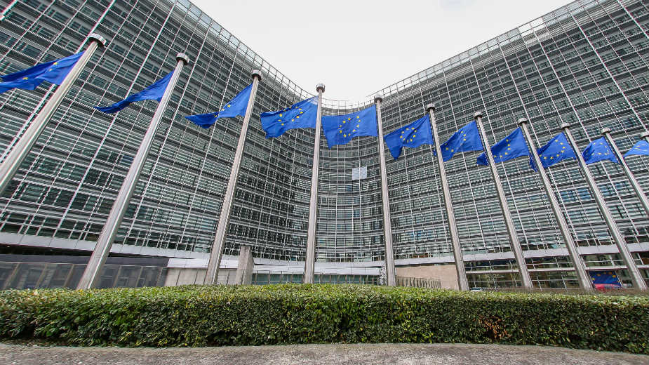 EU pretila da će ukinuti "beli šengen" Srbiji 1