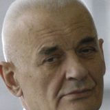 Tijanić podelio novinare 7