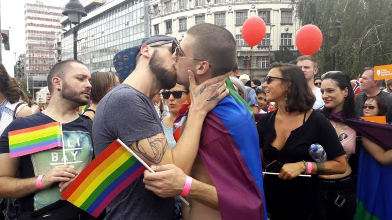 Oko 38 odsto pripadnika LGBT trpi diskriminaciju na poslu 1