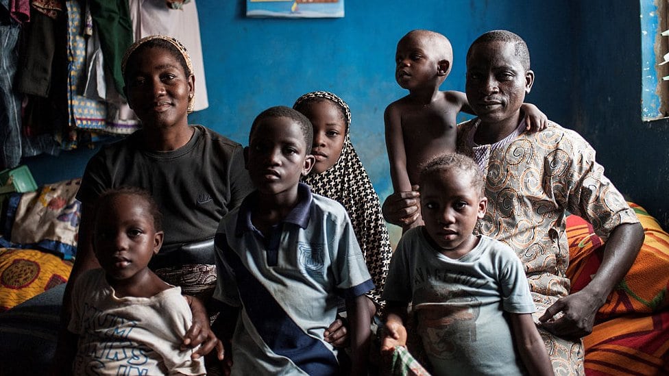 U 20 gradova živi više milijardera nego u ostatku sveta 6 Porodica u Nigeriji