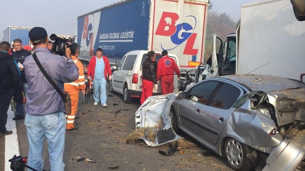 Stravični bilans saobraćajnih nesreća: Vozači brži od života 4 Sudar kod Jagodine