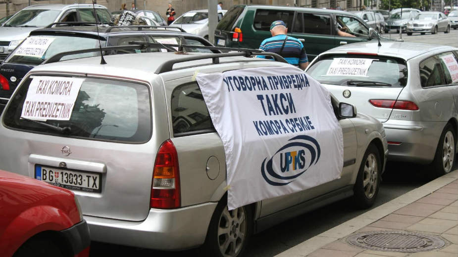 Država suzbija tehnologiju, radi za taksiste 1