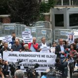 Telo novinara odneto iz konzulata? 10