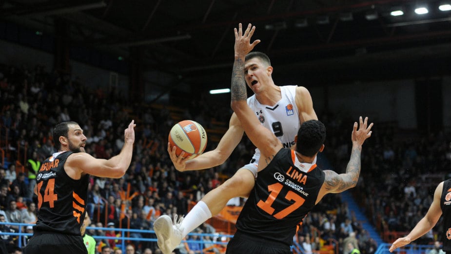 Debi u Beogradu, derbi u Podgorici 1